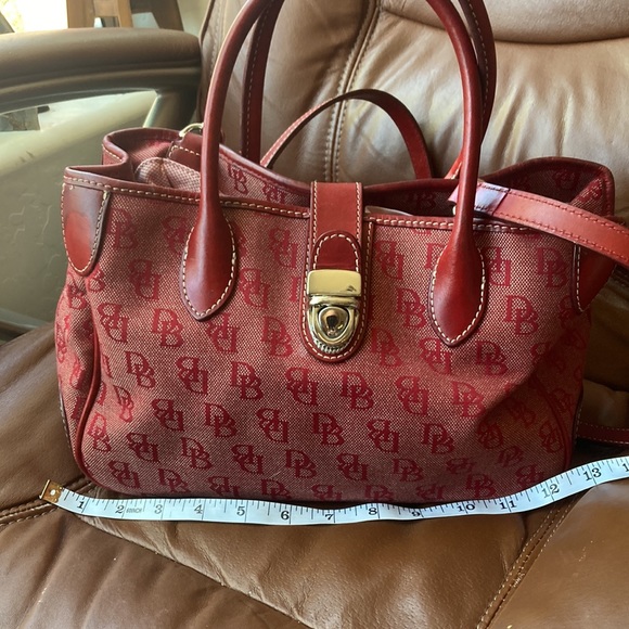 Dooney and Bourke Inc red purse handbag crossbody - Picture 5 of 15
